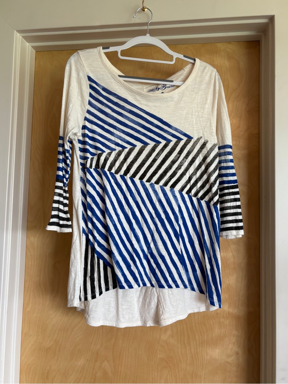 Lucky Brand Top M Cream Blue Striped Slub Knit Bell Sleeve Boho Tee